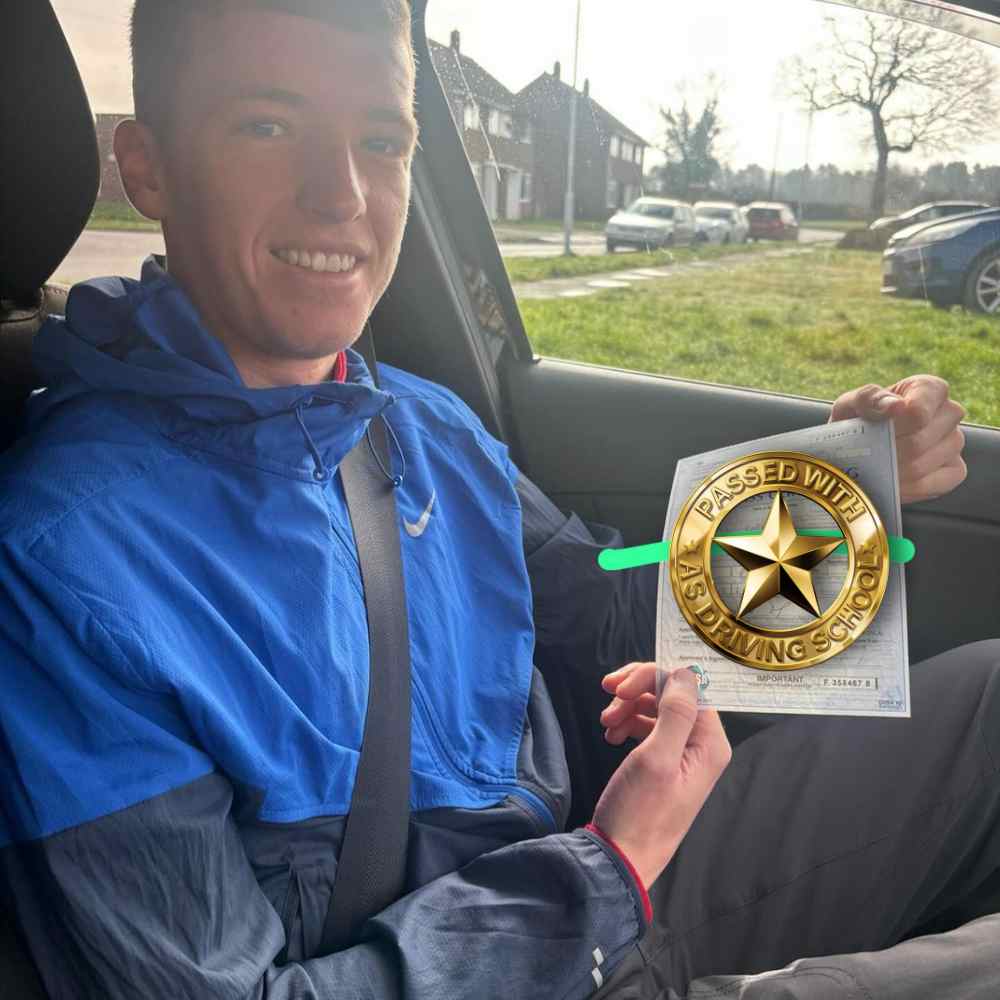 Passed with Us: Driving Lessons in Neston, ADI Registered instructors, lessons for beginners, and fully trained tutors for your driving success.